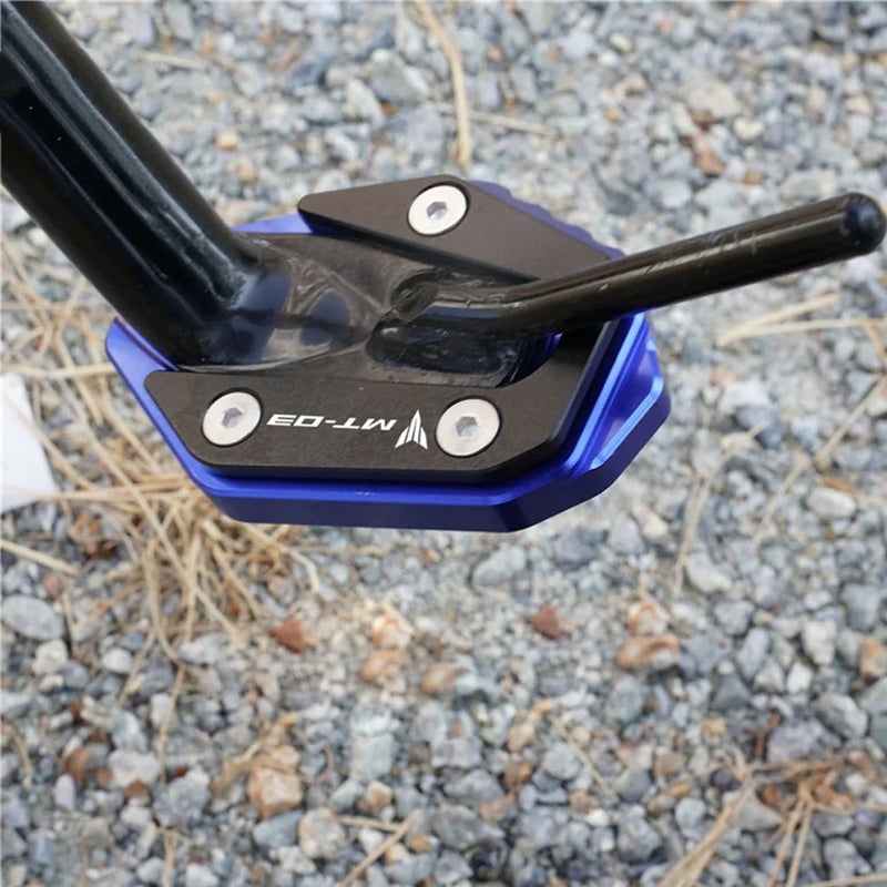 Sapatinho do Pezinho Lateral da Moto e Chaveiro YAMAHA R3 YZF R3 YZF-R3 MT03 MT-03