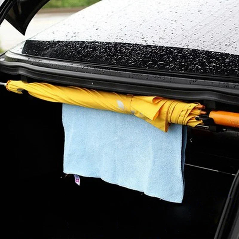 Suporte para Guarda-Chuva de Carro no Porta Malas Universal