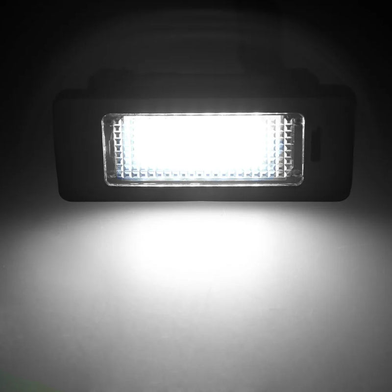 Luz da Placa de Licença em Led para BMW E90 E91 E92 E61 E60 E70 E71 E39 E60