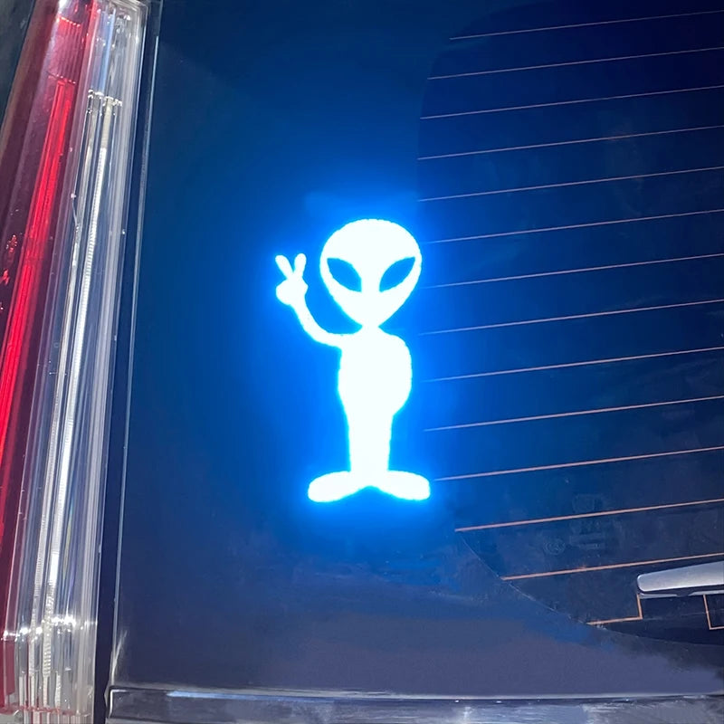 Adesivo Alienígena Refletivo